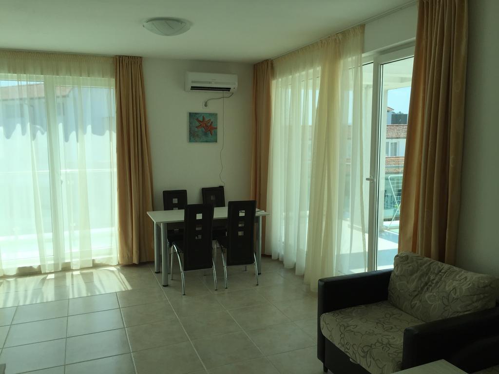 Sea Life Apartments Sinemorets Екстер'єр фото