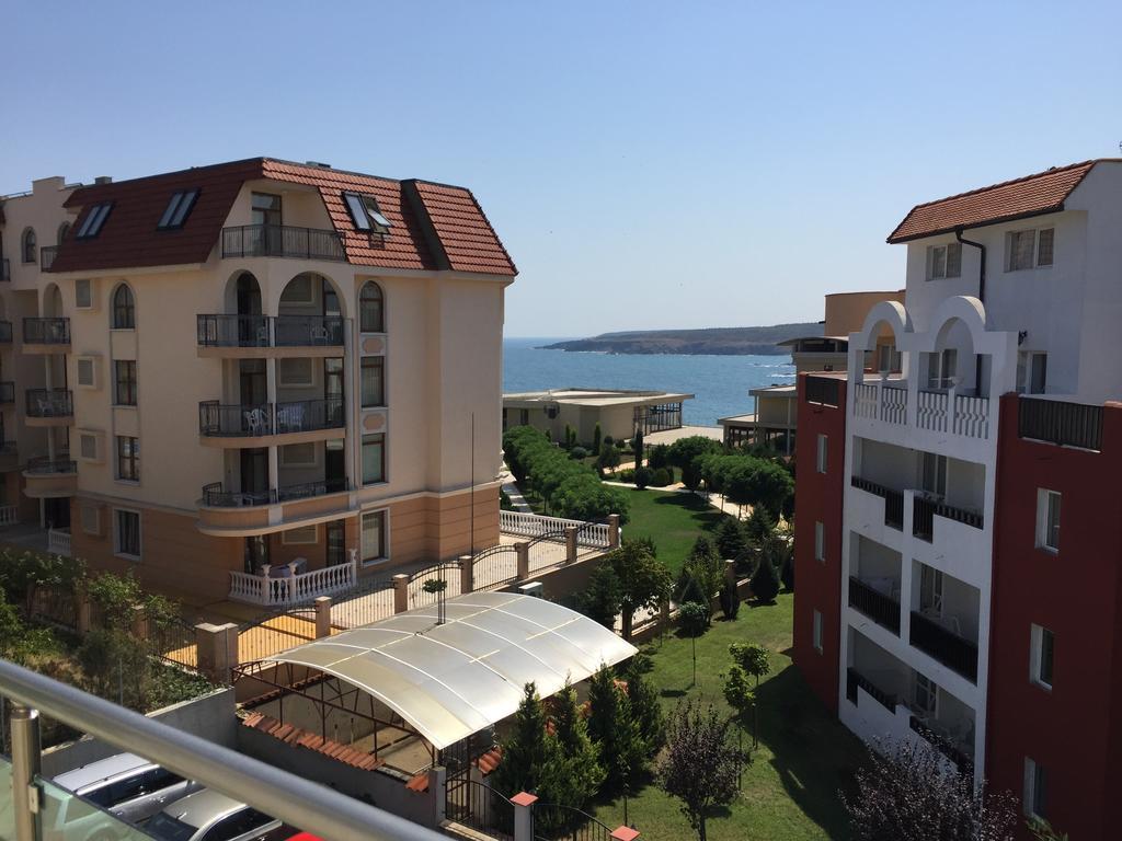 Sea Life Apartments Sinemorets Екстер'єр фото