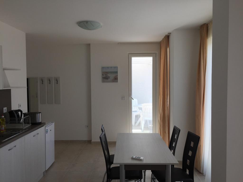Sea Life Apartments Sinemorets Екстер'єр фото