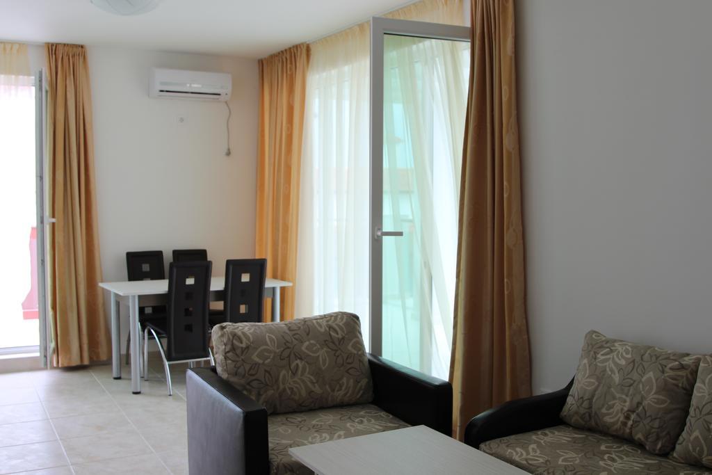 Sea Life Apartments Sinemorets Екстер'єр фото