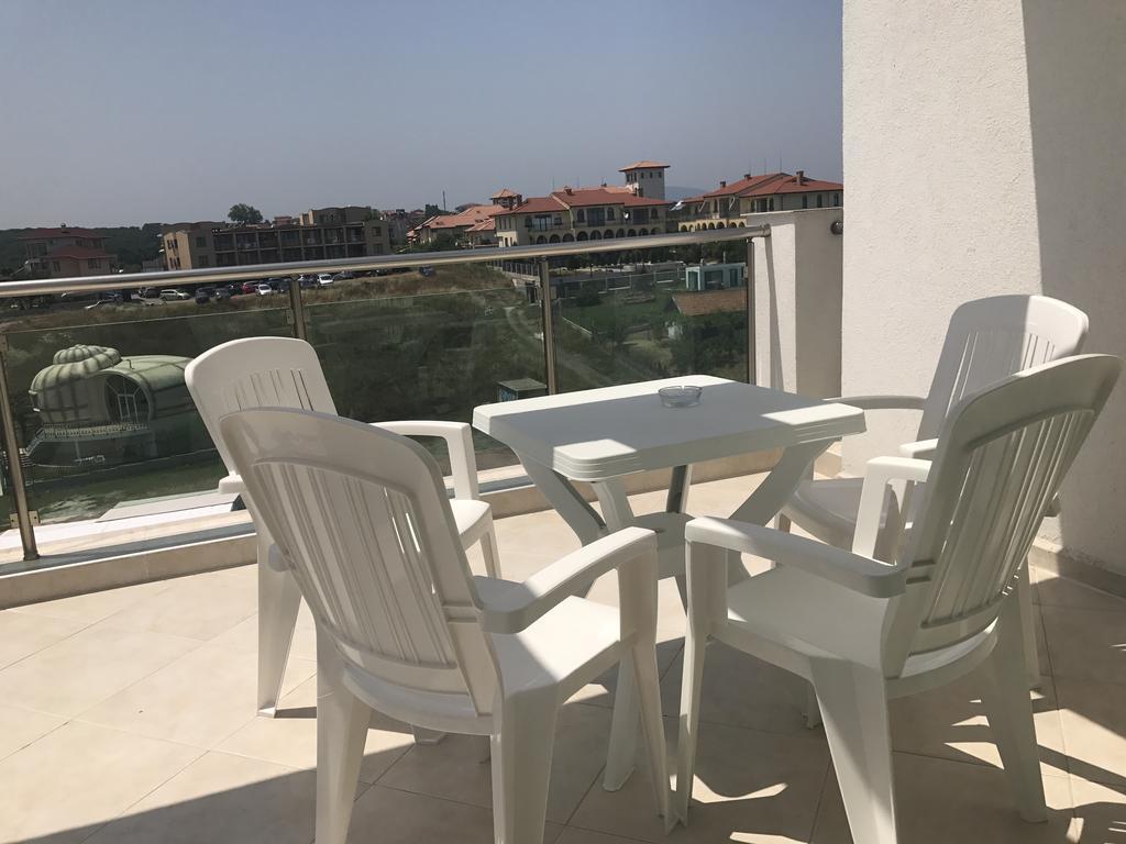 Sea Life Apartments Sinemorets Екстер'єр фото
