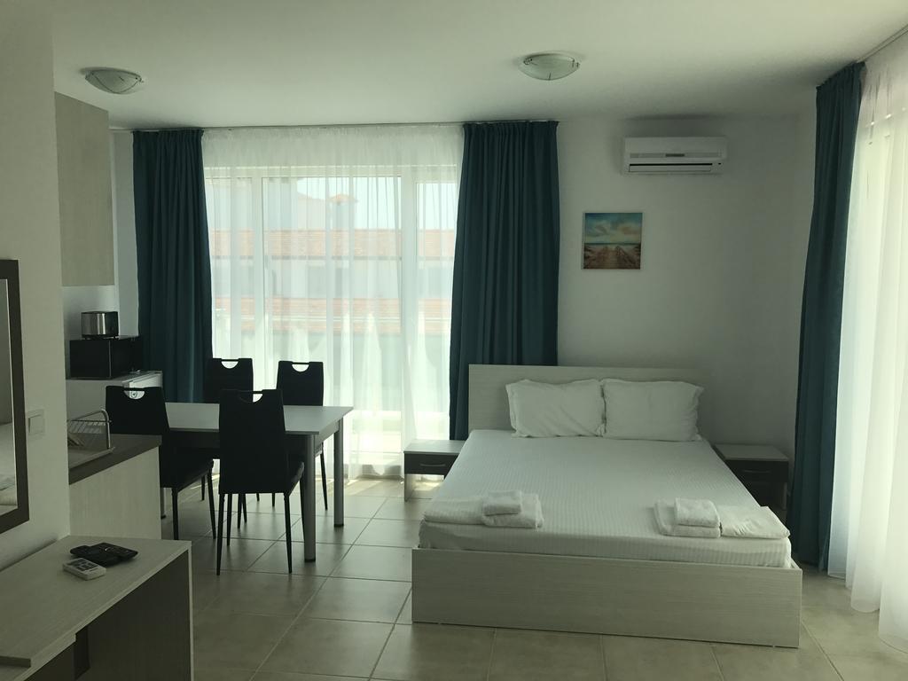 Sea Life Apartments Sinemorets Екстер'єр фото