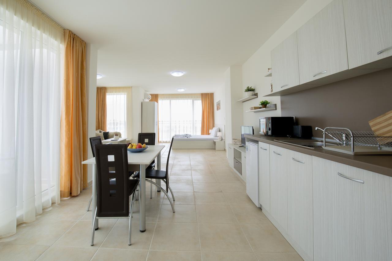 Sea Life Apartments Sinemorets Екстер'єр фото