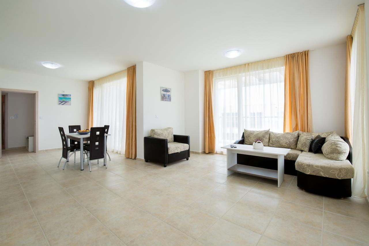 Sea Life Apartments Sinemorets Екстер'єр фото